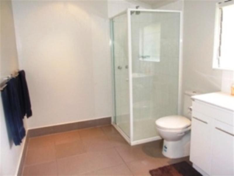 35 Waratah Street, Geelong West VIC 3218