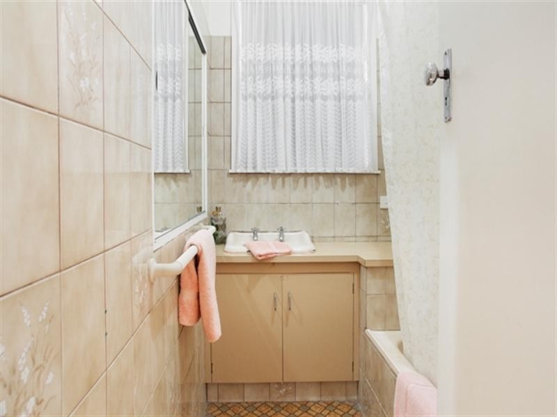 36 Indiana Avenue, Corio VIC 3214