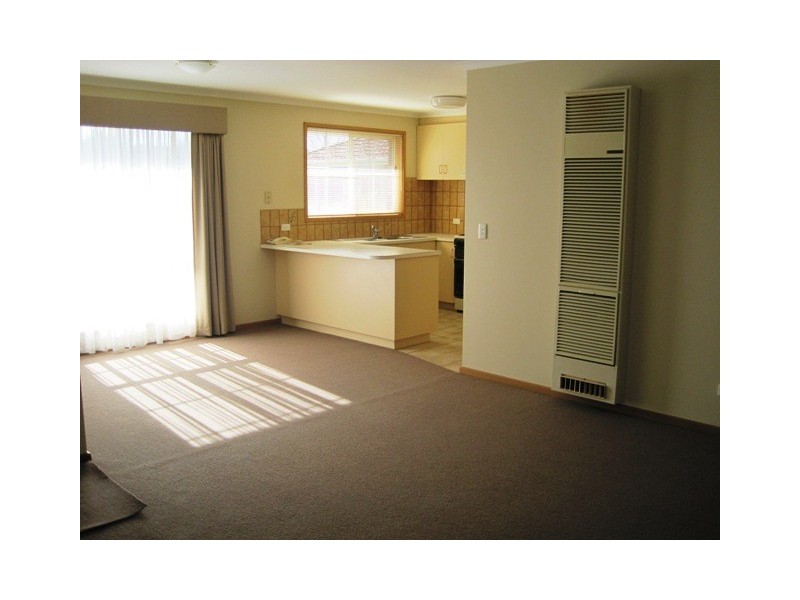 1/45 Glastonbury Drive, Highton VIC 3216