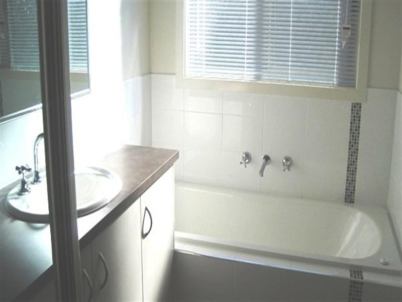 72-74 Curtain Drive, Leopold VIC 3224