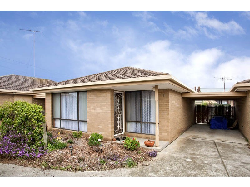 2/216 Wilsons Road, Whittington VIC 3219