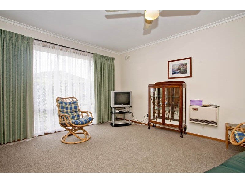 2/216 Wilsons Road, Whittington VIC 3219
