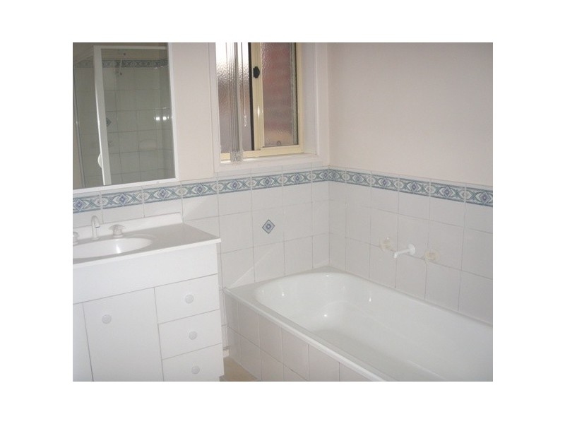 2/6 Isabella Street, Grovedale VIC 3216