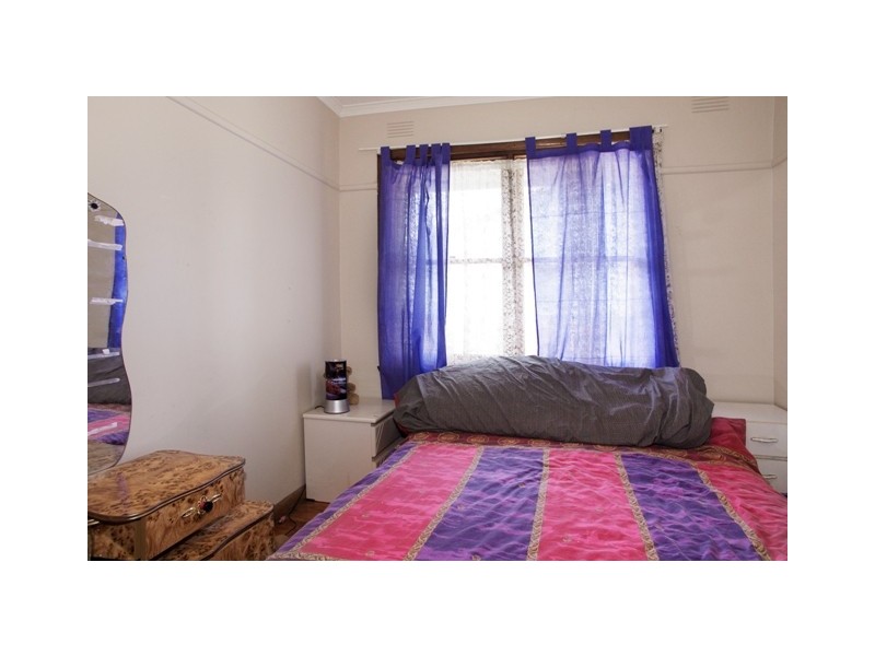 8 Jay Street, Norlane VIC 3214