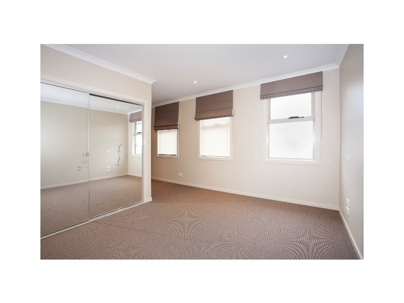 9/100-108 West Fyans Street, Newtown VIC 3220