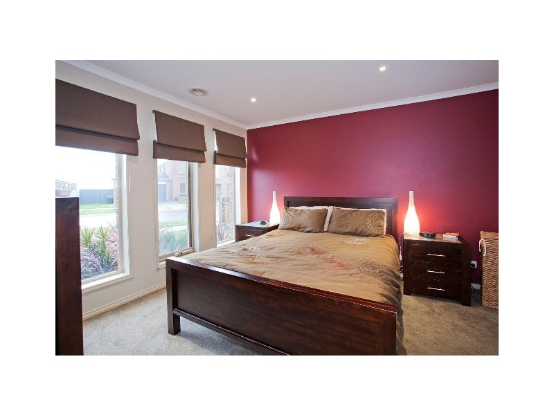 2 Geraghty Court, Lovely Banks VIC 3221