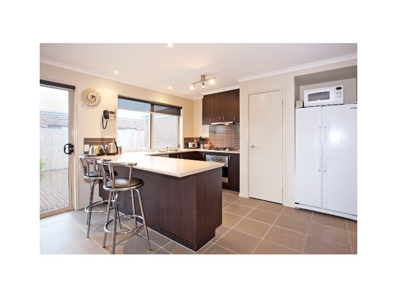 2 Geraghty Court, Lovely Banks VIC 3221