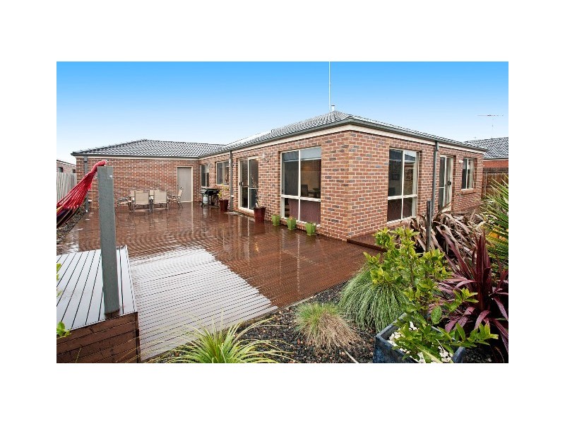 2 Geraghty Court, Lovely Banks VIC 3221