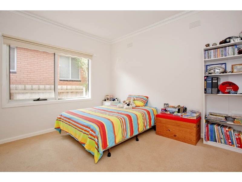 4 Maple Crescent, Bell Park VIC 3215