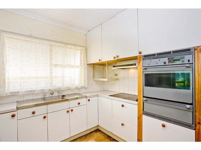 9 Derby Road, Herne Hill VIC 3218