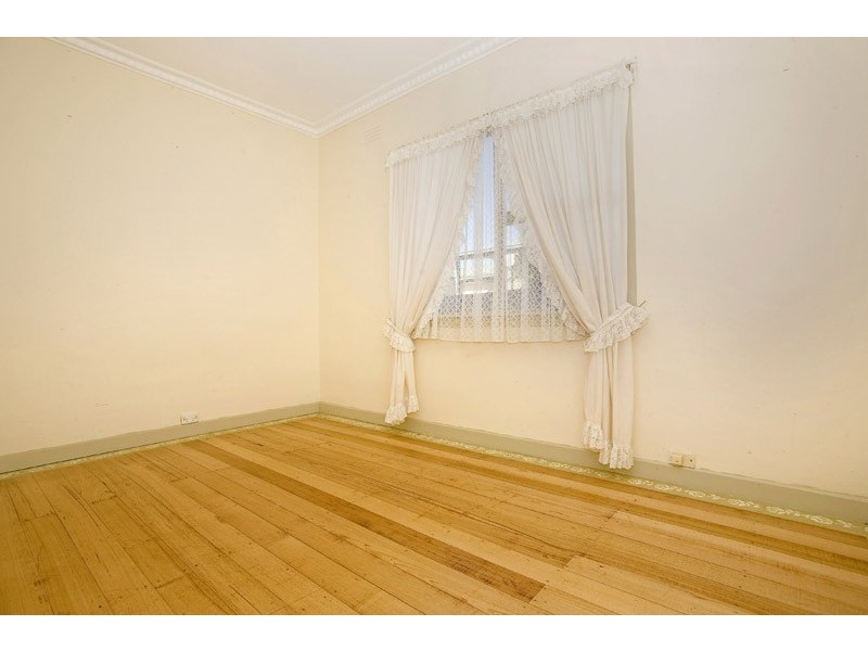 9 Derby Road, Herne Hill VIC 3218