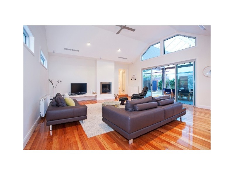 25 Daisy Street, Newtown VIC 3220