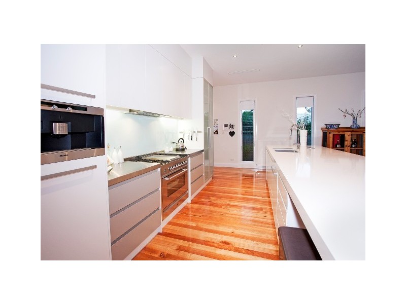 25 Daisy Street, Newtown VIC 3220