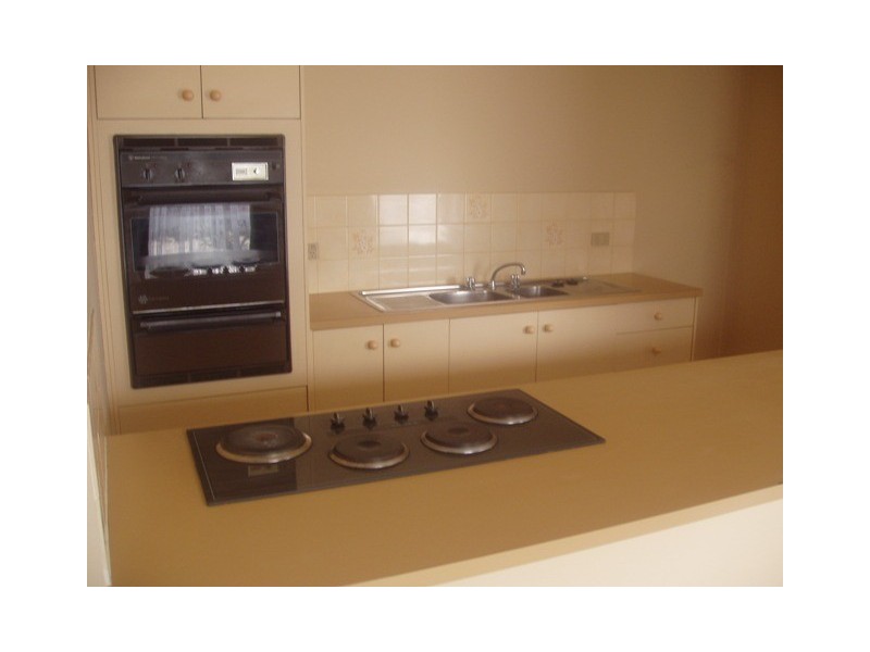 6/43-45 Tucker Street, Breakwater VIC 3219