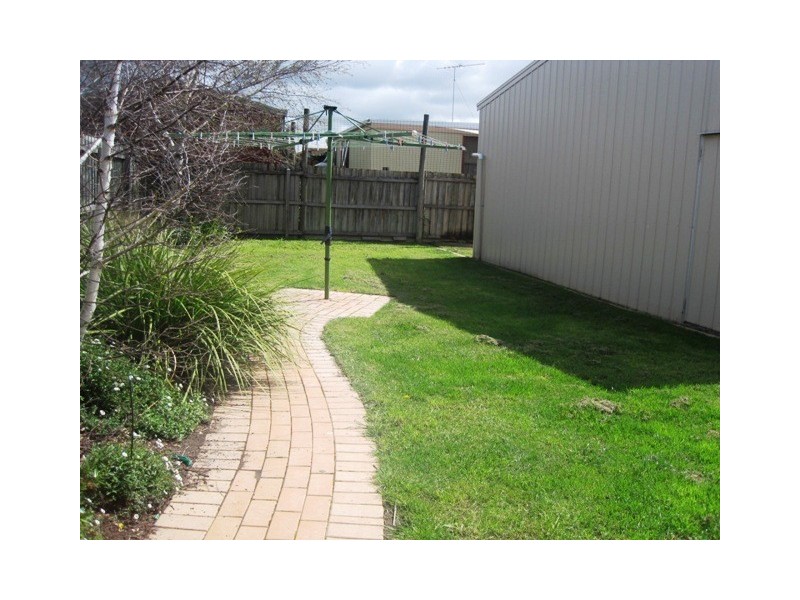 19 Param Street, Grovedale VIC 3216