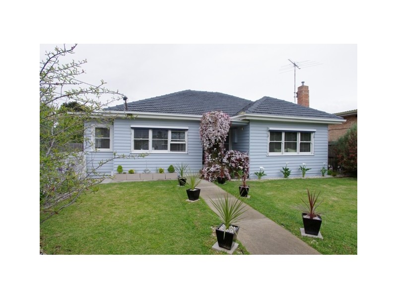 1/18 Walsh Grove, North Geelong VIC 3215