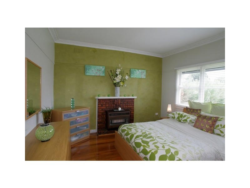 1/18 Walsh Grove, North Geelong VIC 3215