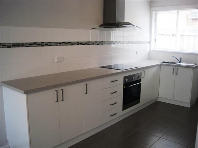 3/10 Oliver Street, Manifold Heights VIC 3218