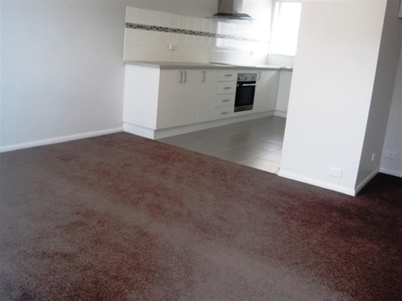 3/10 Oliver Street, Manifold Heights VIC 3218