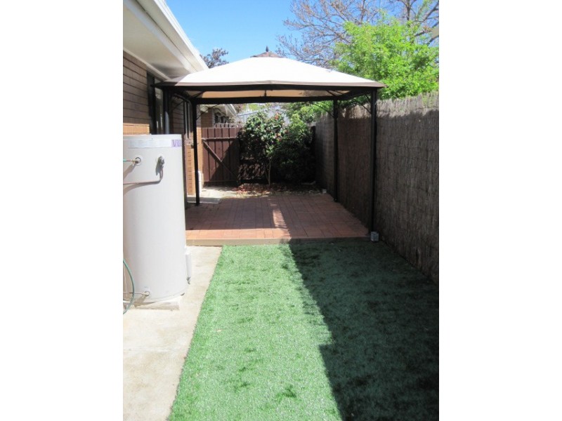 3/62 Helms Street, Newcomb VIC 3219