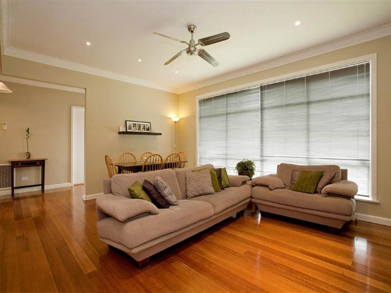 2/2 Tilly Court, Newcomb VIC 3219