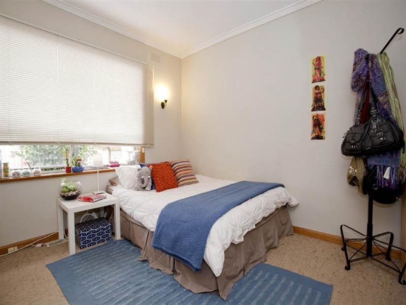 2/2 Tilly Court, Newcomb VIC 3219