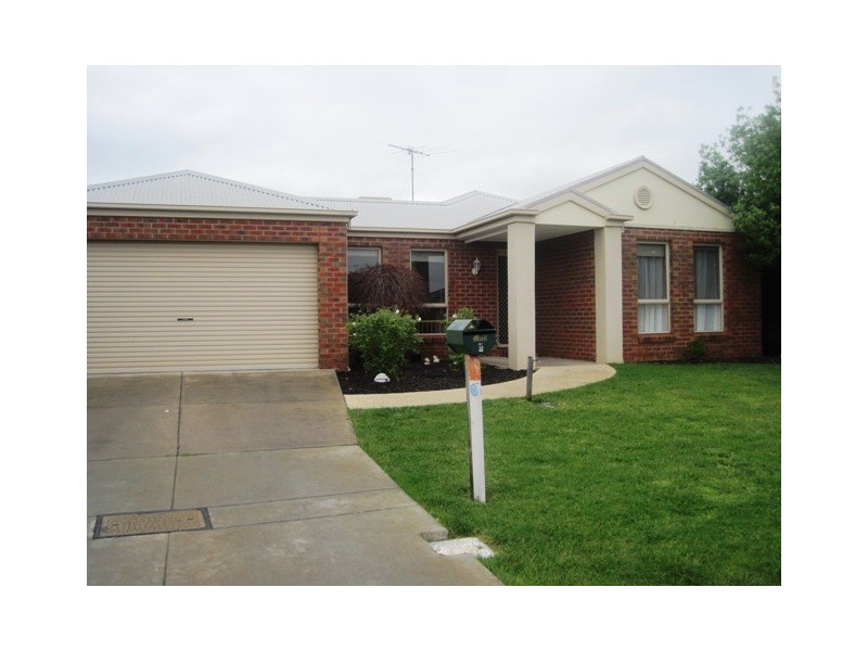 8 Lawson Court, Grovedale VIC 3216