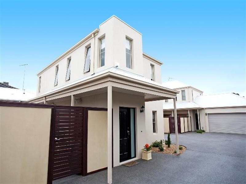 2/39 Albert Street, Geelong West VIC 3218