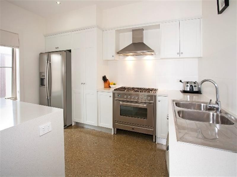 2/39 Albert Street, Geelong West VIC 3218