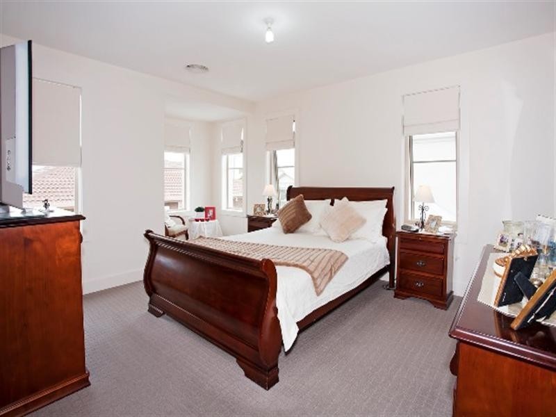 2/39 Albert Street, Geelong West VIC 3218