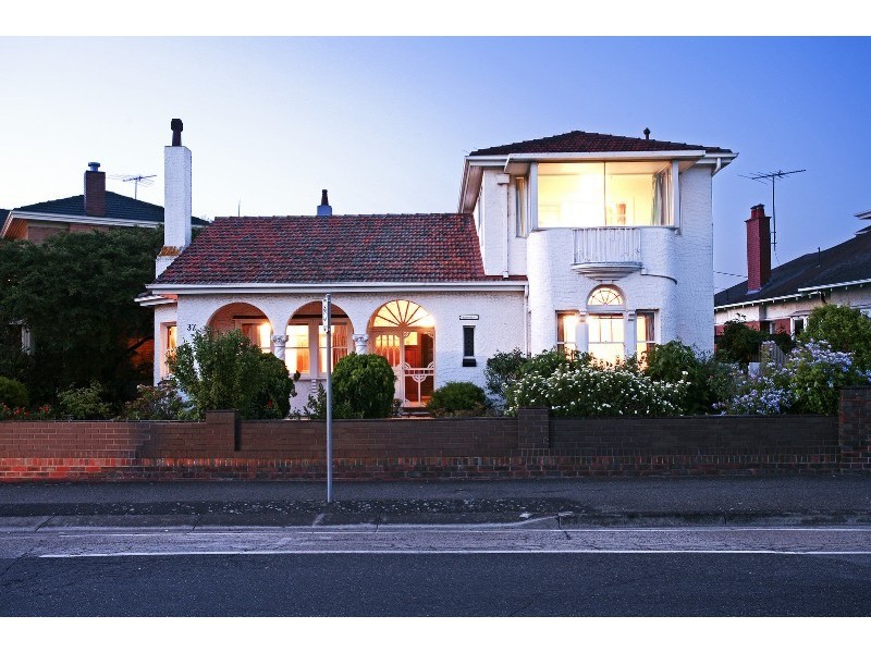 37 The Esplanade, Drumcondra VIC 3215