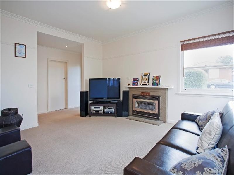 155 Autumn Street, Geelong West VIC 3218