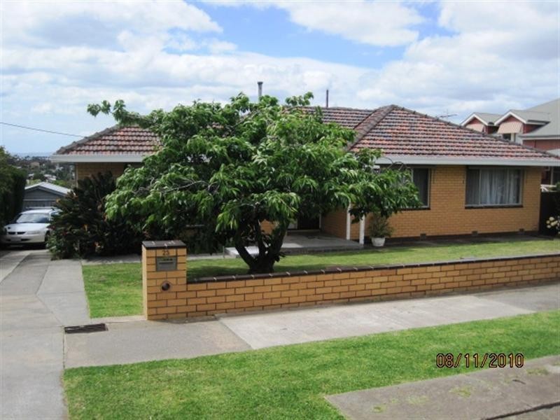 23 Acacia Street, Hamlyn Heights VIC 3215