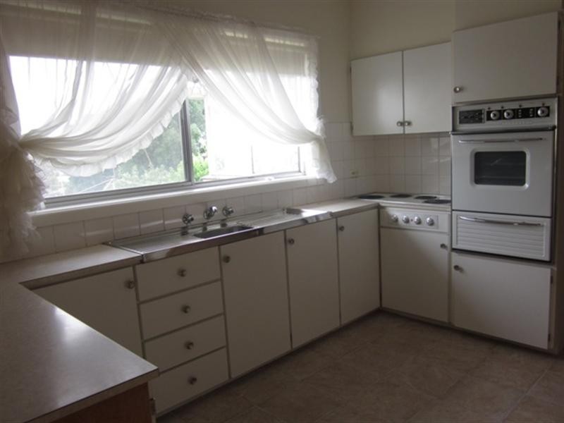 23 Acacia Street, Hamlyn Heights VIC 3215