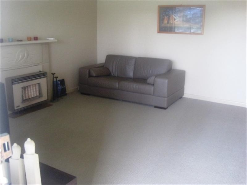 32 Wilton Avenue, Newcomb VIC 3219