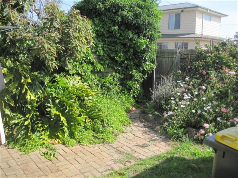 27 Darling Street, East Geelong VIC 3219