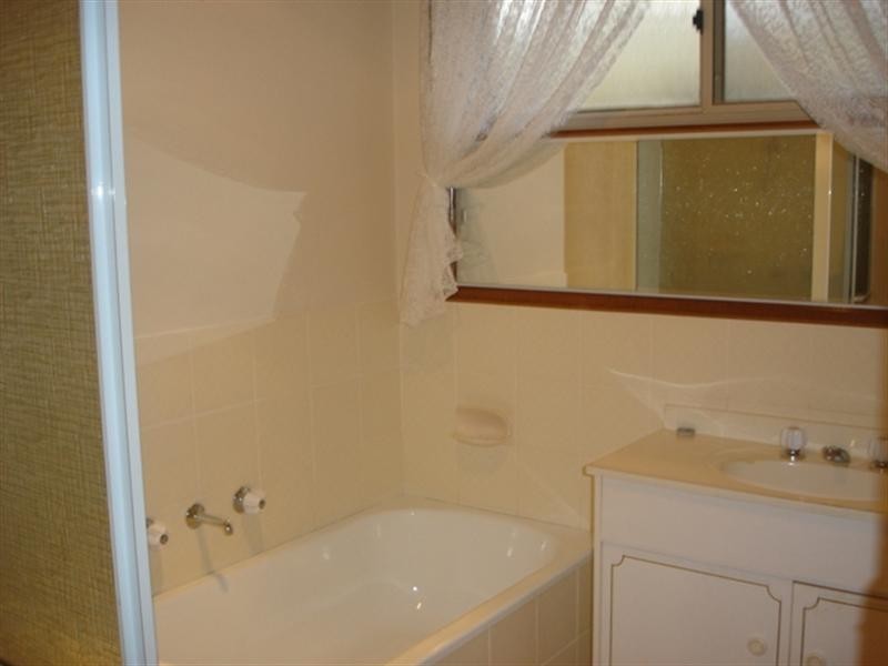 1/20 Hickey Street, Whittington VIC 3219