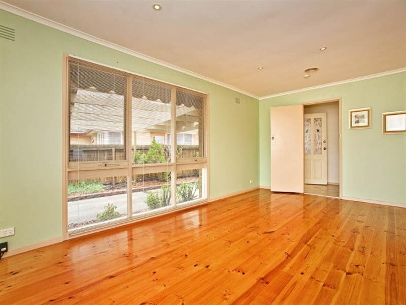 11 Durran Street, St Albans Park VIC 3219