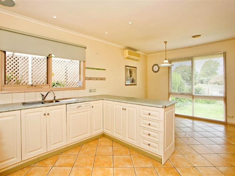 11 Durran Street, St Albans Park VIC 3219