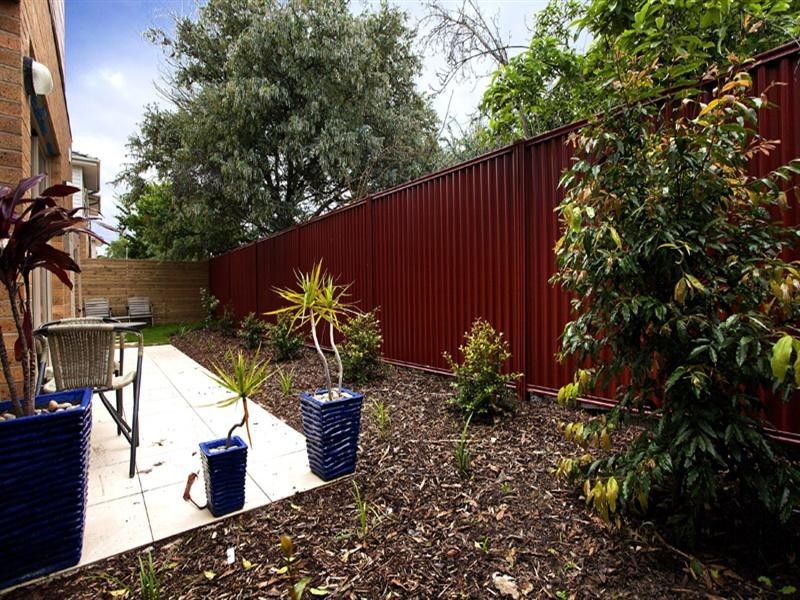 9/100-108 West Fyans Street, Newtown VIC 3220