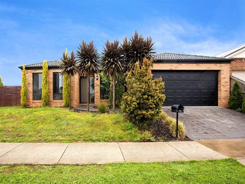 73 Canowindra Way, Leopold VIC 3224