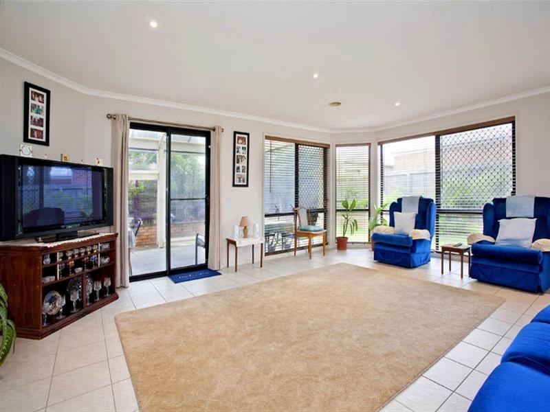 73 Canowindra Way, Leopold VIC 3224