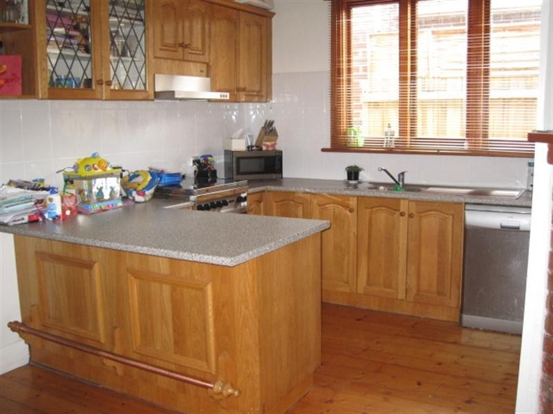 214 HOPE Street, Geelong West VIC 3218