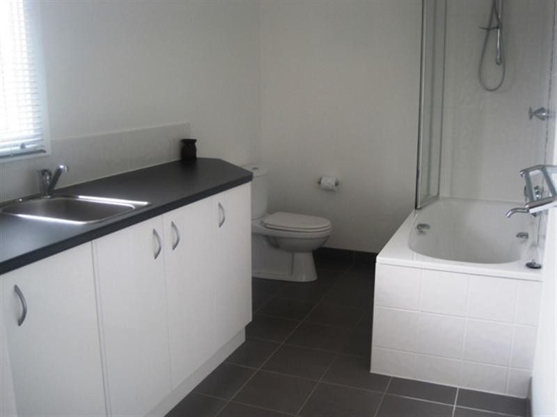 5 Campbell Street, East Geelong VIC 3219