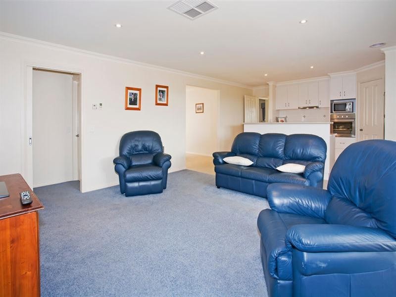 23 Haugh Street, Lovely Banks VIC 3221