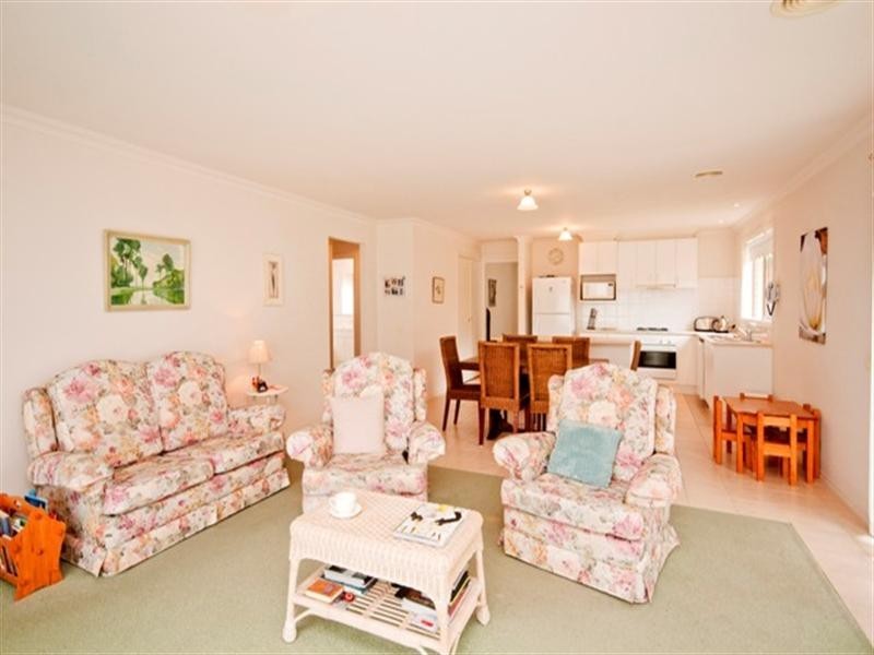 4 Bayfield Court, Newcomb VIC 3219