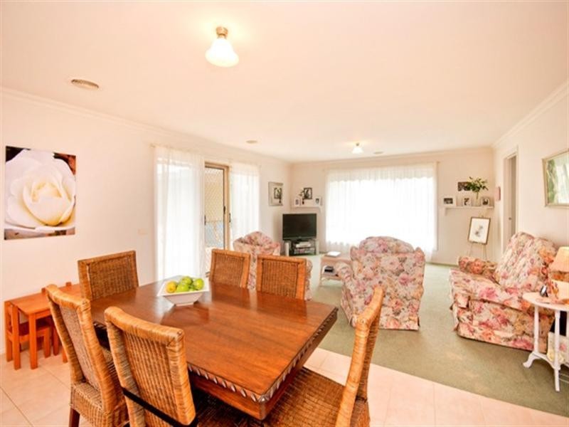 4 Bayfield Court, Newcomb VIC 3219