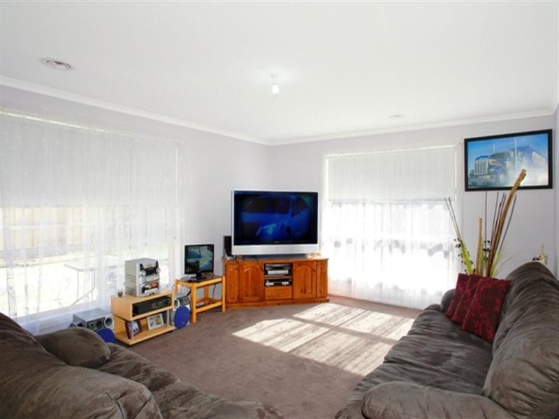 2 Nigella Avenue, Corio VIC 3214
