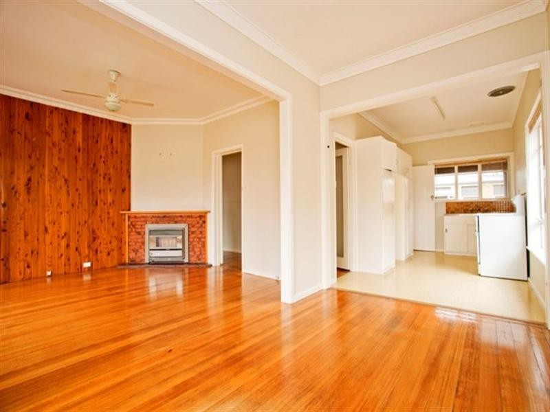 1/10 Matlock Street, Herne Hill VIC 3218