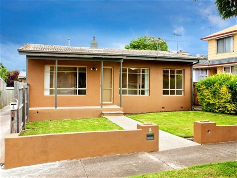 1/10 Matlock Street, Herne Hill VIC 3218